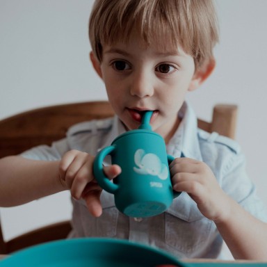 Tasse d'apprentissage en silicone - Chewy l’éléphant