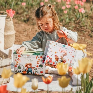 Magico puzzle ad acqua. I fiori