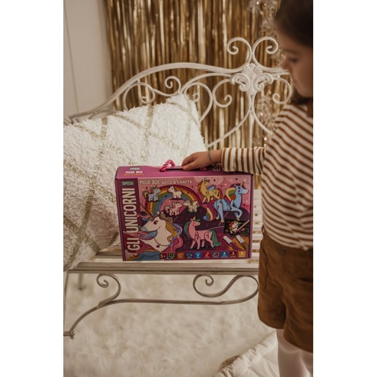 Mega box arts & crafts. Unicorns