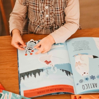 Activity books. World of Ice