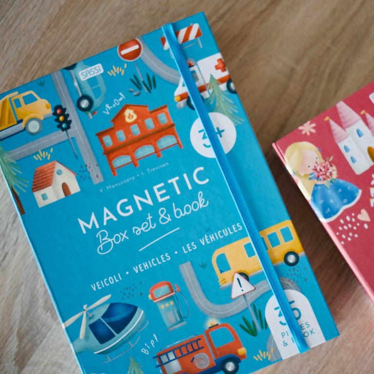 Magnetic box set. Les véhicules