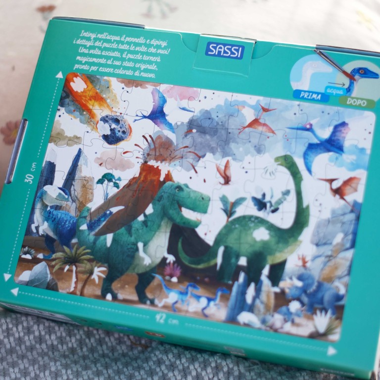 Magico puzzle ad acqua. I dinosauri