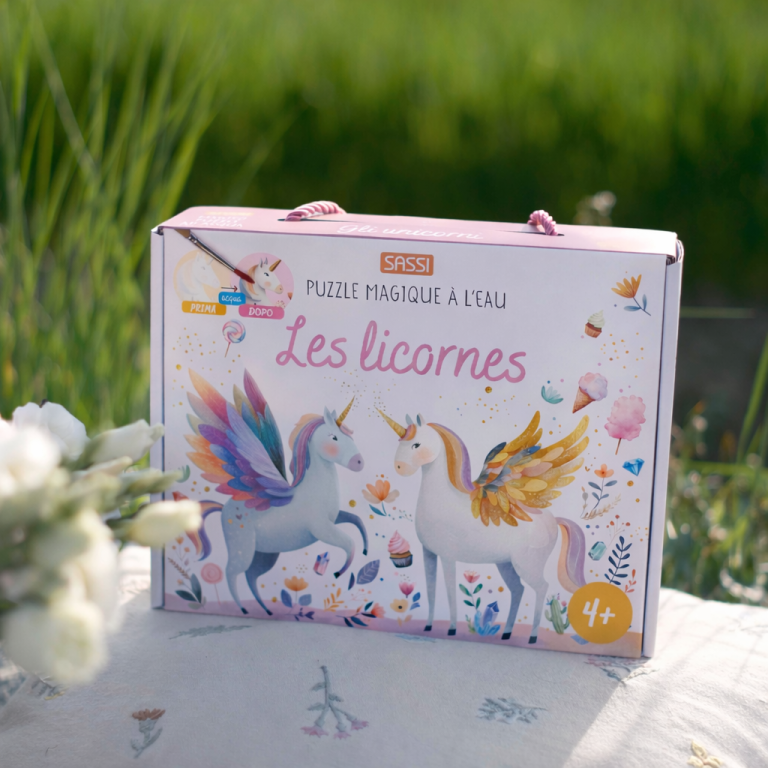 Puzzle magique à l'eau. Les licornes