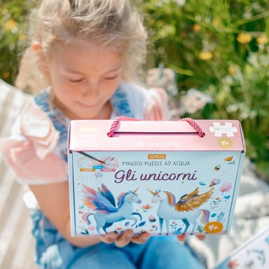 Magico puzzle ad acqua. Gli unicorni