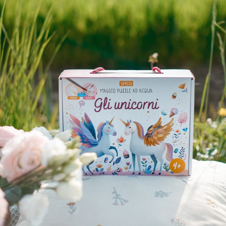 Magico puzzle ad acqua. Gli unicorni
