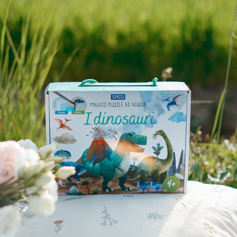 Magico puzzle ad acqua. I dinosauri