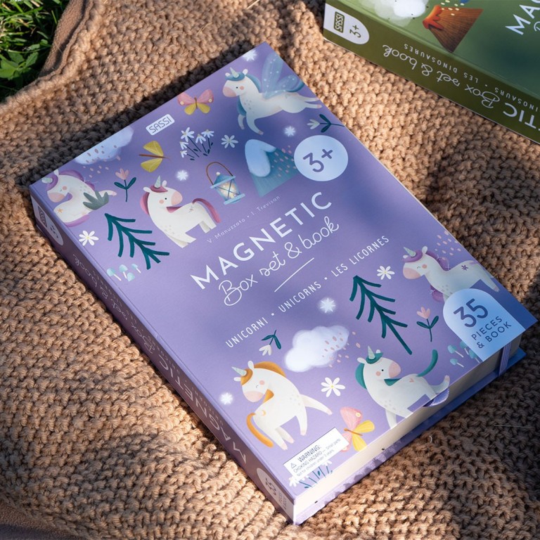 Magnetic box set. Unicorni