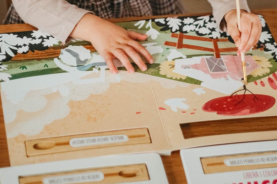 Libri da colorare ad acqua
