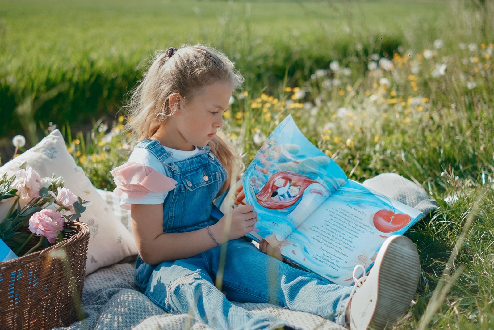 Come spiegare l’adozione ai bambini: parole semplici, emozioni vere e libri che aiutano
